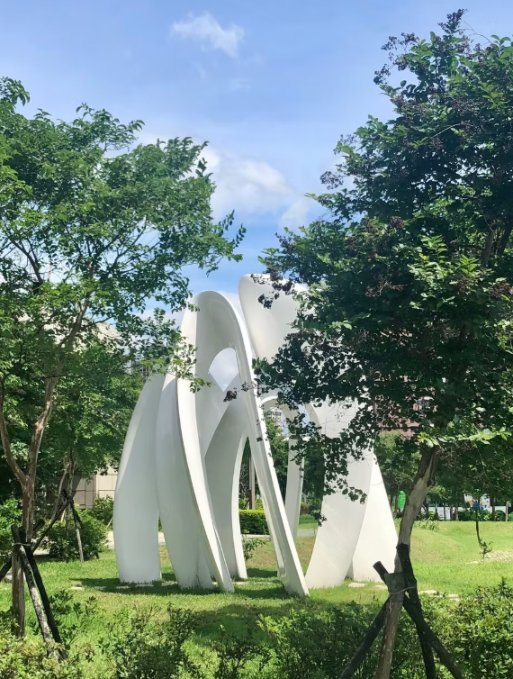桃園地方法院檢察署／公共藝術-泉鏡